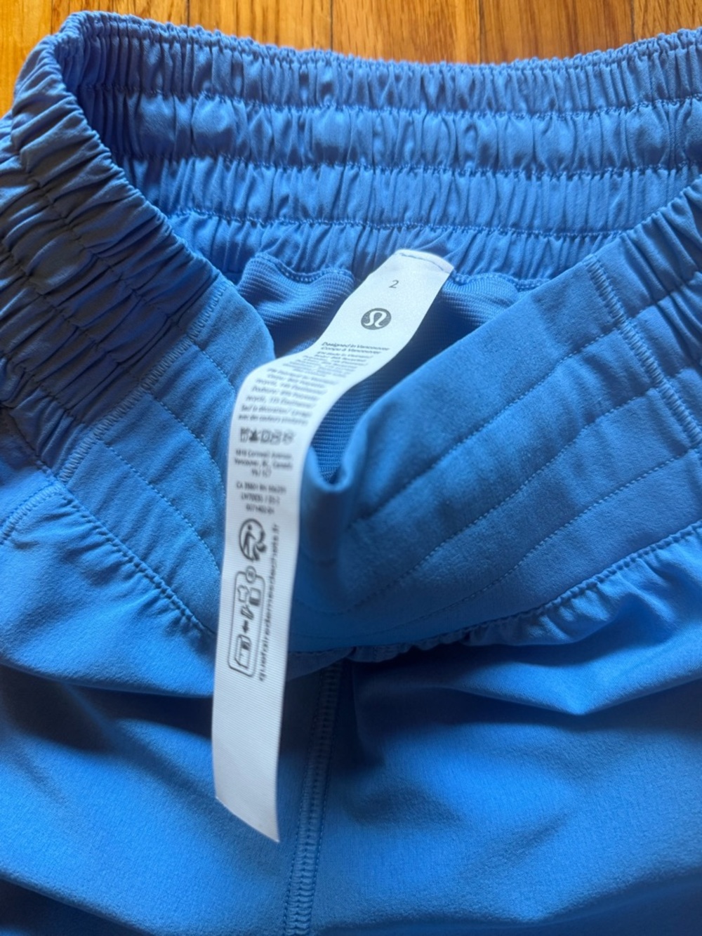 lululemon athletica Women's Hotty Hot low rise shorts - Royal Blue - Picture 2 of 5